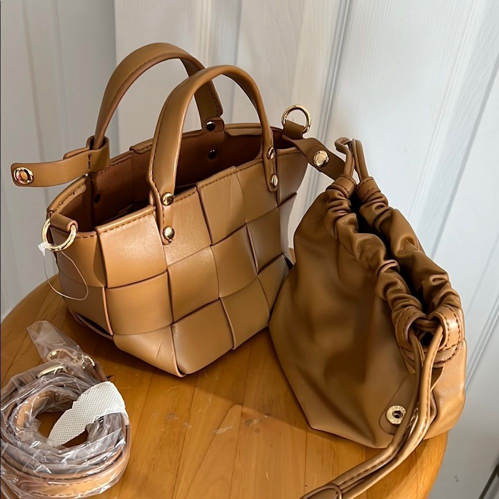 Forever 21 Brown Faux Leather Tote with Woven Design and Gold Accents - Picture 9 of 14